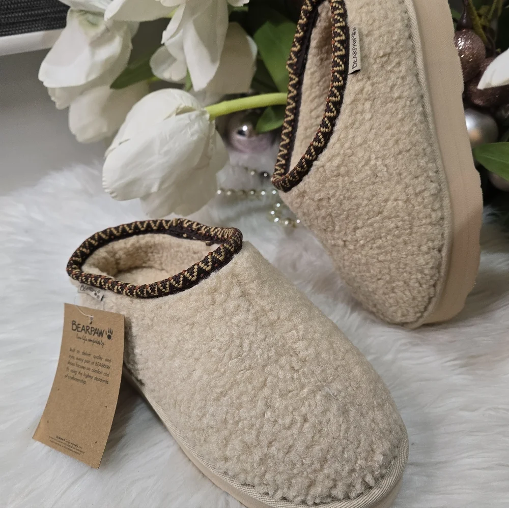 BEARPAW Snuggle Martis Youth Oat Size 4 | Youth's Slipper | Youth's Shoe | New